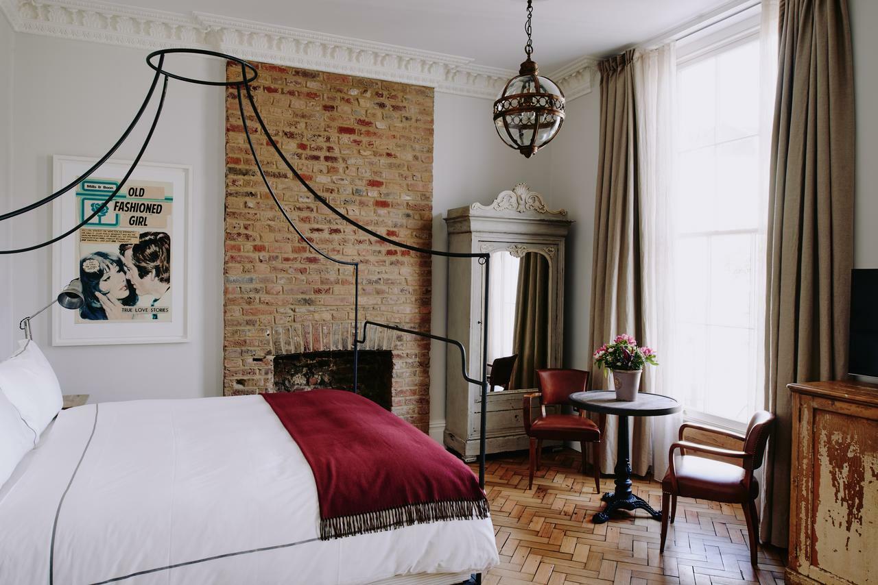 Artist Residence, London