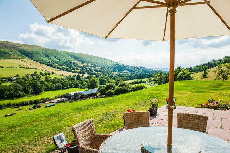 The Celyn, Crickhowell