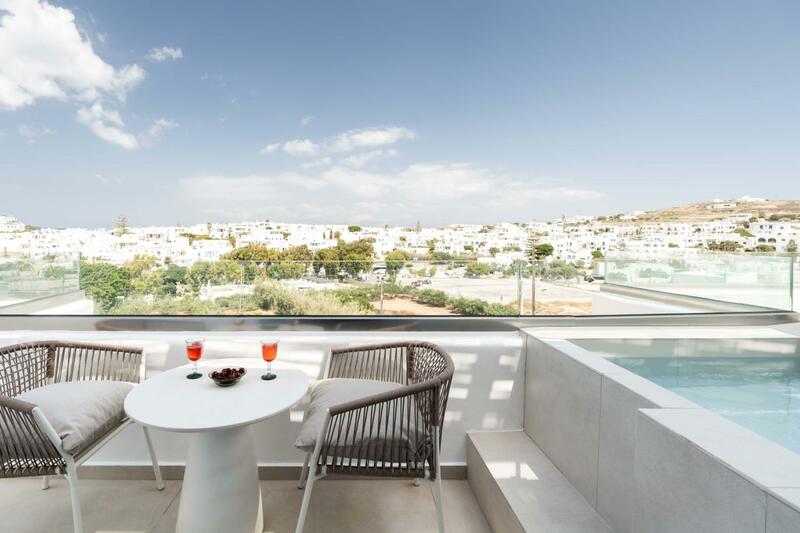 Aura Suites Paros, Paros