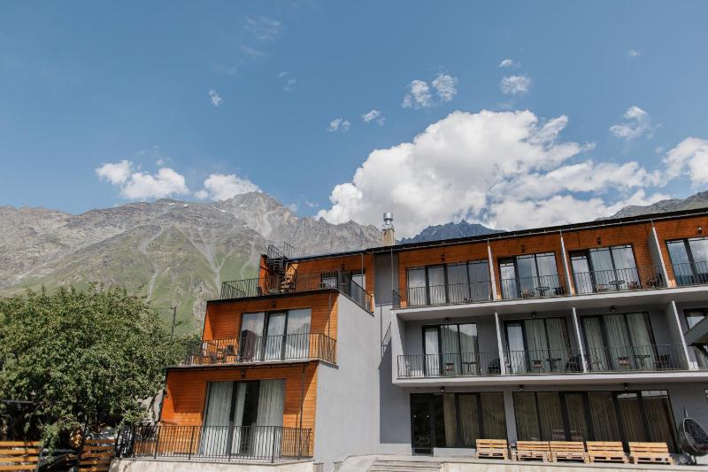 ALOFT, Stepantsminda