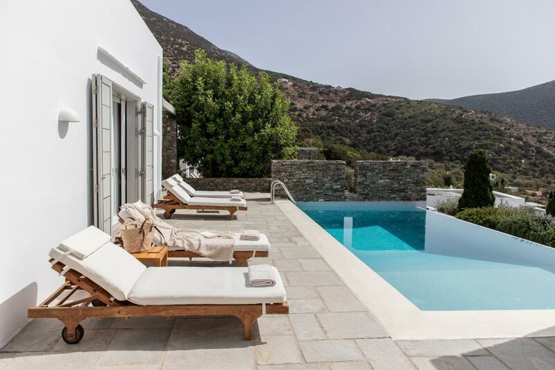 Elies Resorts, Sifnos
