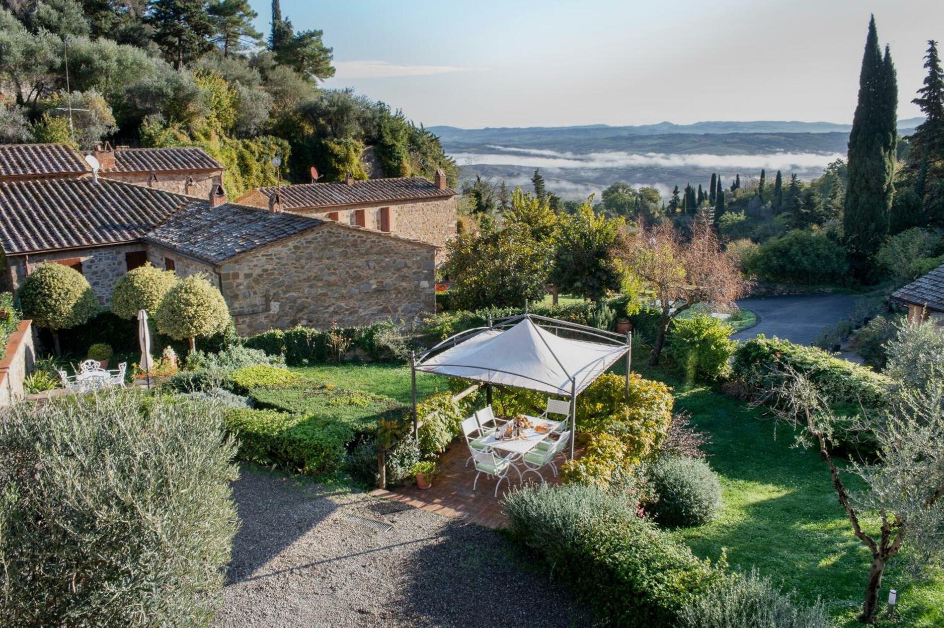 Porta Castellana B&B - Apartment, Montalcino