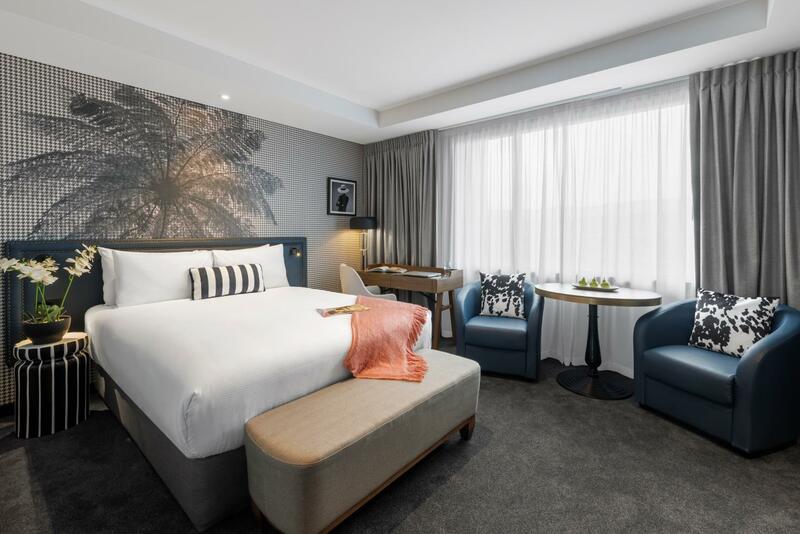 Imagine Beach Road, Auckland