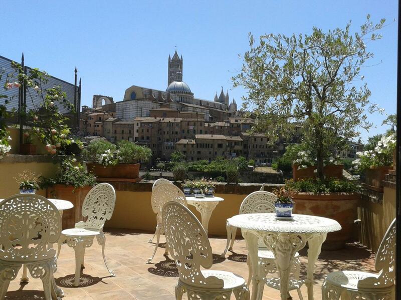 Residenza d'Epoca Campo Regio Relais, Siena