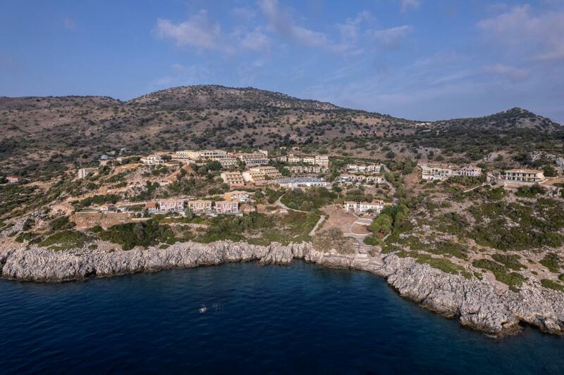 Louis Apostolata Island Resort, Kefalonia