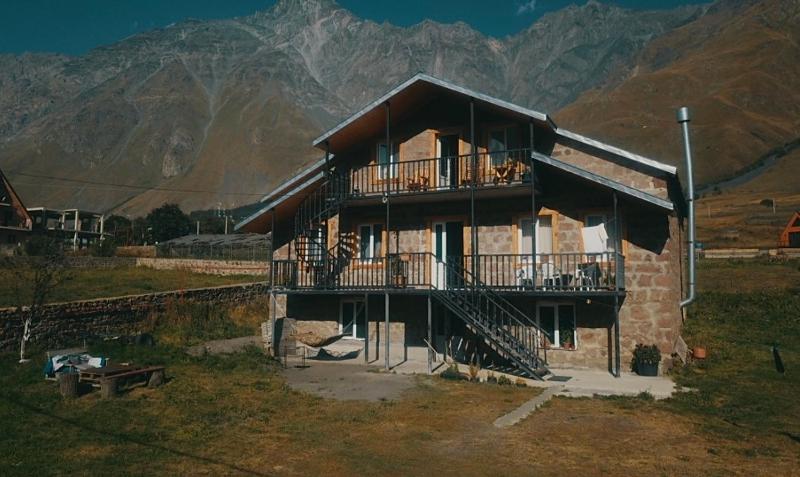 Hotel Dari, Stepantsminda