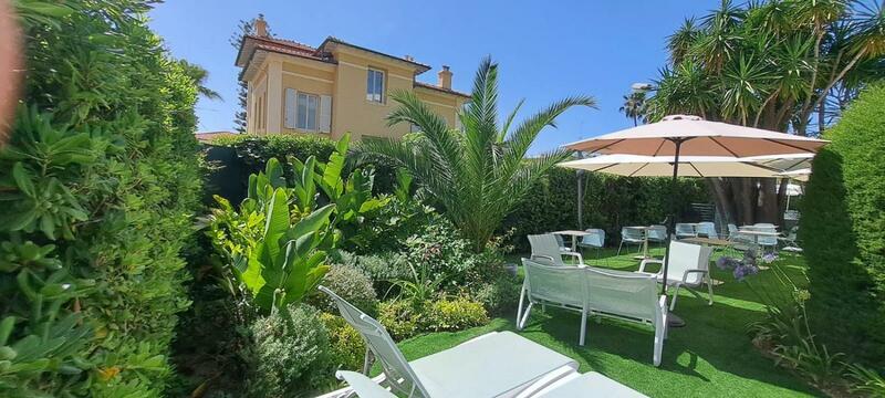 Résidence Carlton - Rénovée avec Piscine, Saint-Jean-Cap-Ferrat
