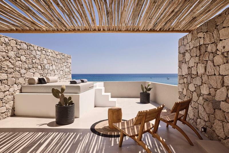 Artemis Seaside Resort, Milos