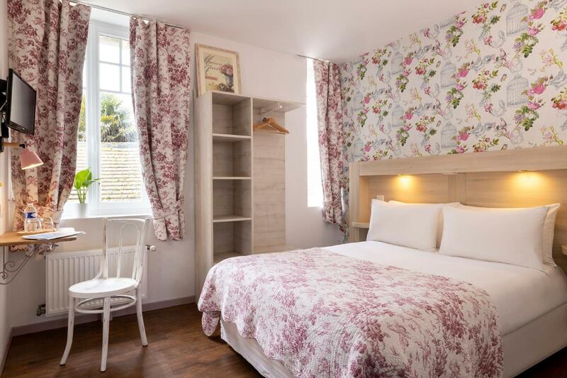 Hôtel de Lion sur Mer, Normandy