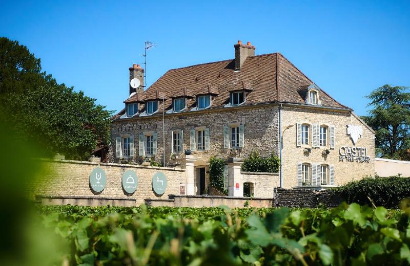 Castel de Très Girard - Hotel & Restaurant - Teritoria, Burgundy