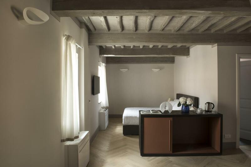 Palazzo Dipinto, Lucca