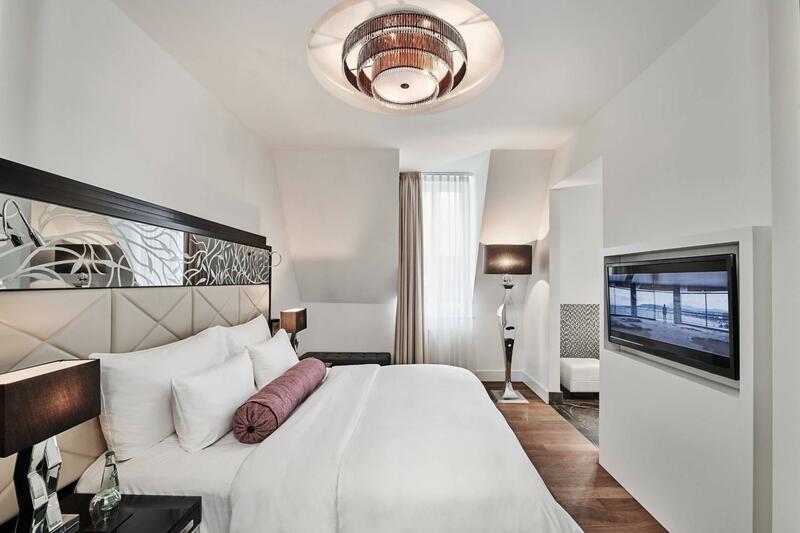 Roomers Berlin Steinplatz, Autograph Collection, Berlin