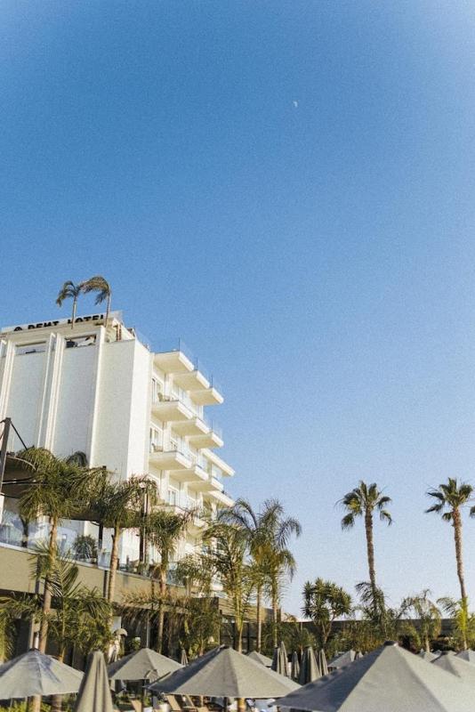 Demi Hotel, Sarandë