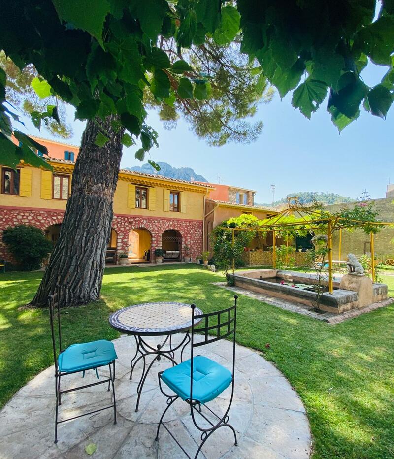 Les Arcades Le Lion D'or, Drôme