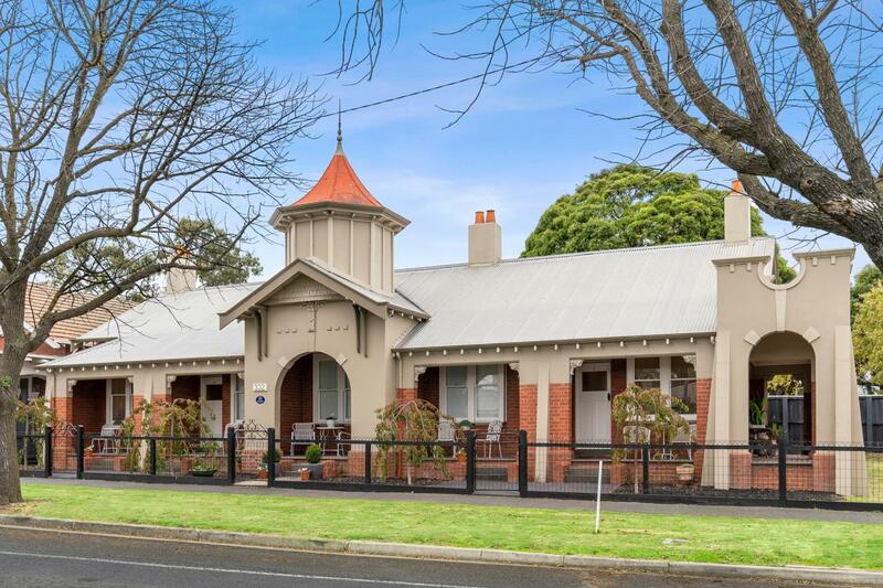 Boutique Heritage Studios On Ryrie Geelong CBD Opposite hospital, Geelong