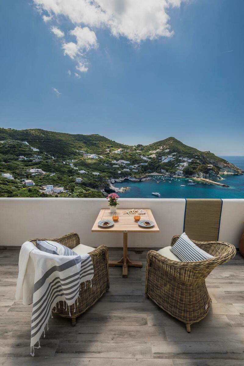 Maridea Casa Vacanza- Le Alcove sul Mare Suites, Ponza