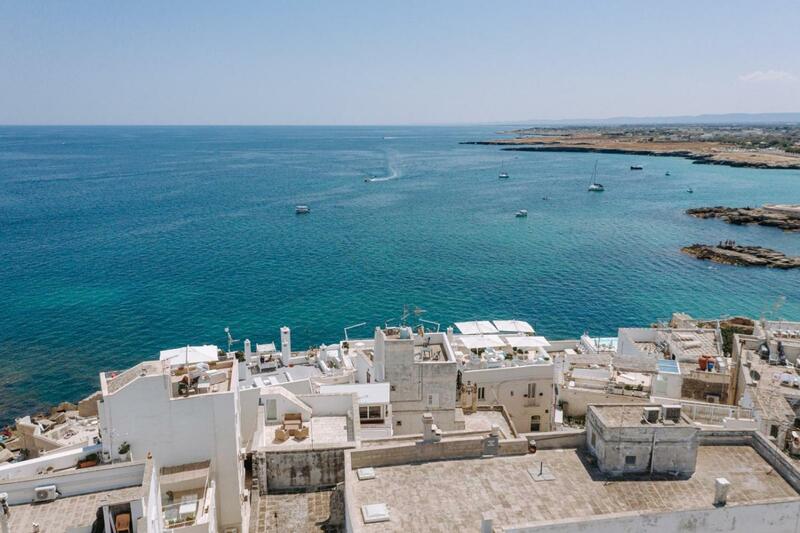 Le Contrade Di San Salvatore, Monopoli