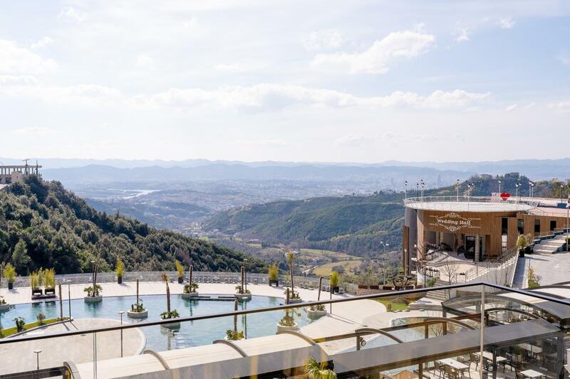 Select Hill Resort, Tirana