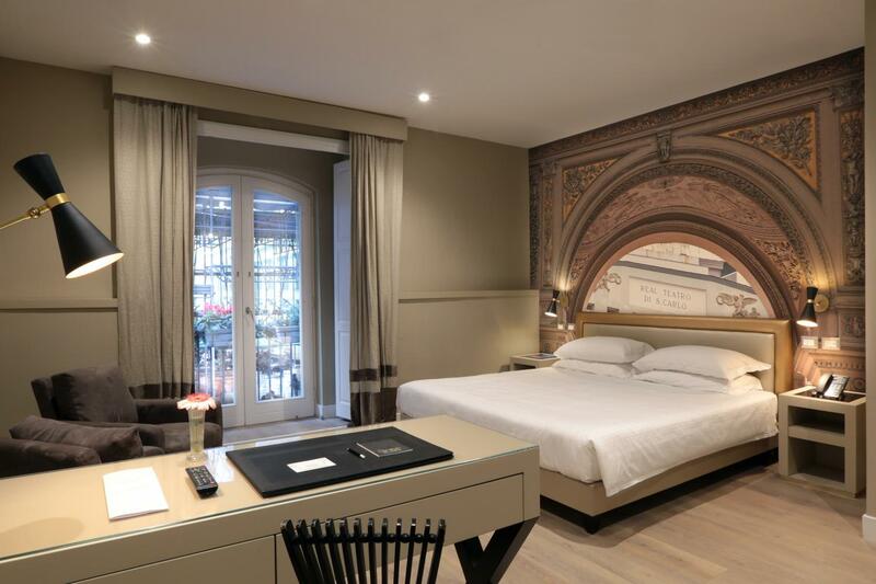 Caruso Place Luxury Rooms & Suites, Naples, Italy