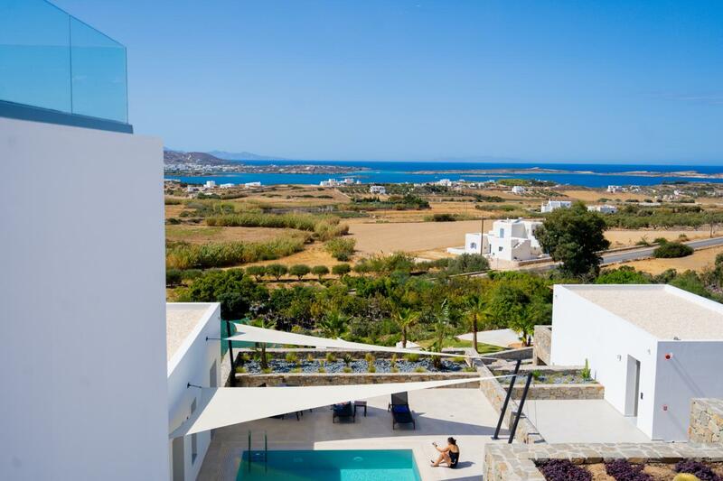 Kouros Blanc Resort & Suites, Paros