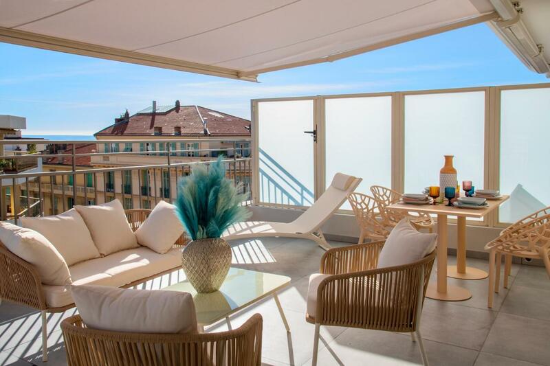 Résidence Hôtelière Chambord au coeur de Menton - entièrement rénovée, Menton