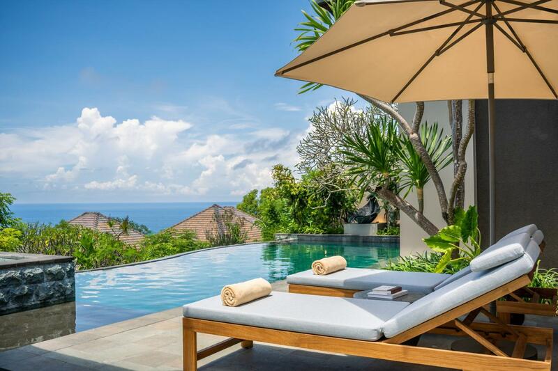 18 Best Hotels in Uluwatu (Luxury, 5-Star, Boutique)