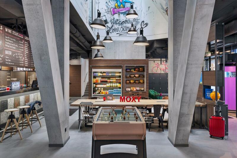 Moxy Lausanne City, Lausanne