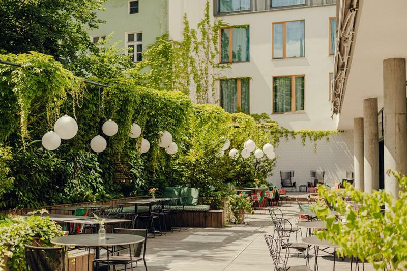 PURO Poznań Stare Miasto, Poznań