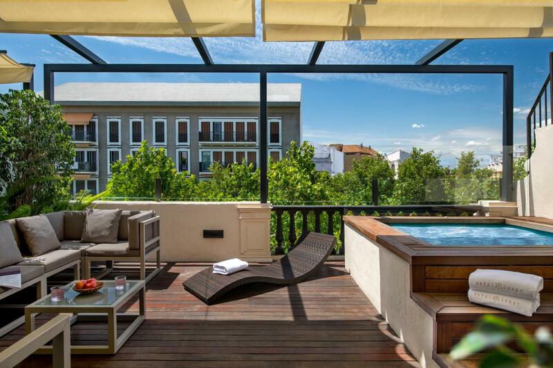 Hotel Lobby, Seville