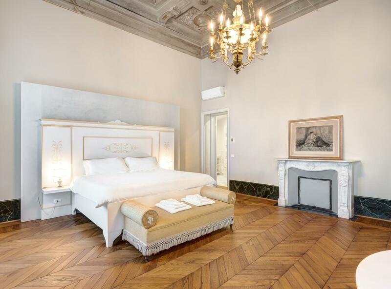 30 Best Hotels in Florence (Luxury, Boutique, 5Star)