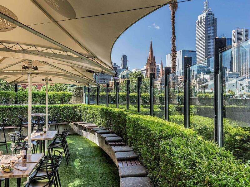 Quay West Suites Melbourne, Melbourne
