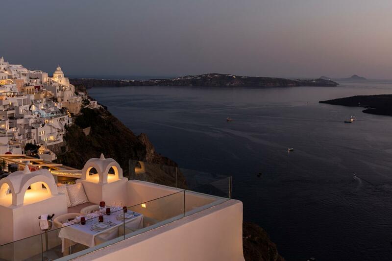 CASASUNSHA Hybrid Retreat Santorini, Fira, Santorini