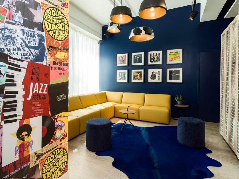 Holiday Inn - the niu, Dairy Haarlem, Haarlem