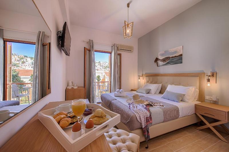 Kokona, Symi