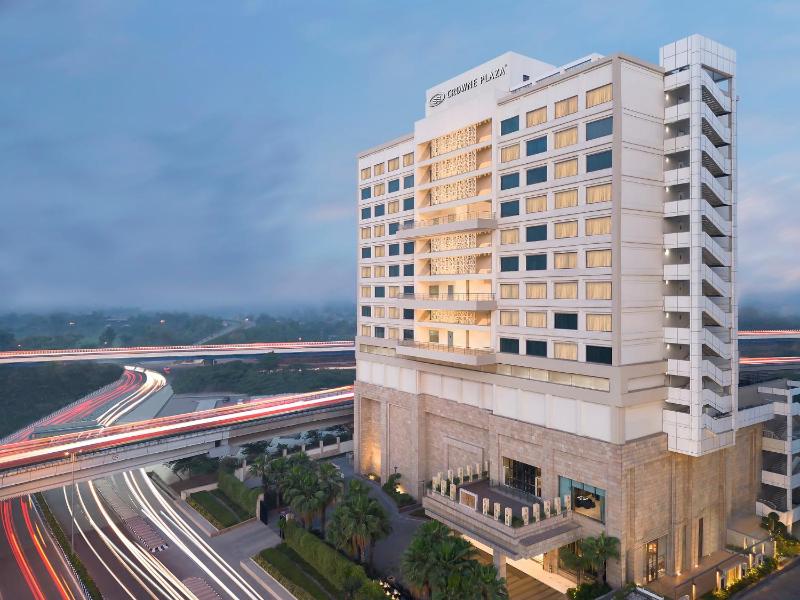 Crowne Plaza New Delhi Mayur Vihar Noida by IHG, New Delhi