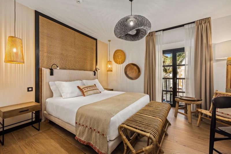 VILLTAK La Plaza Hotel - Adults Only Recommended, Marbella