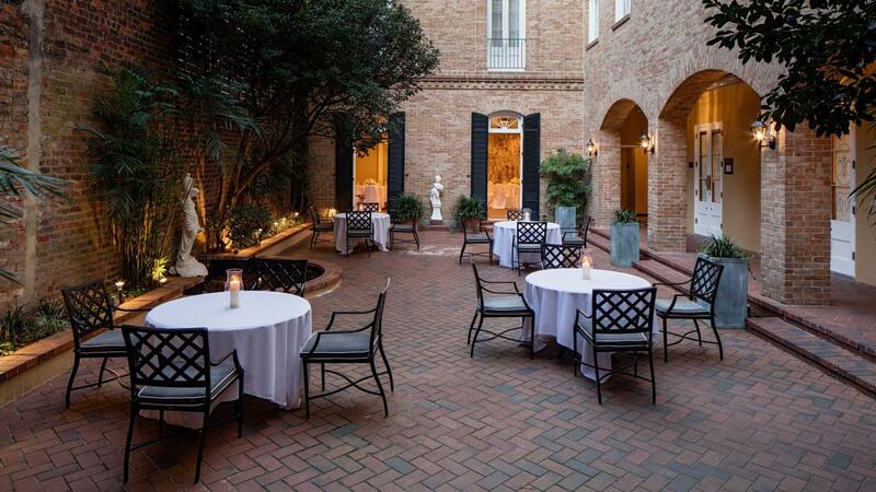 Holiday Inn Hotel French Quarter-Chateau Lemoyne by IHG, New Orleans