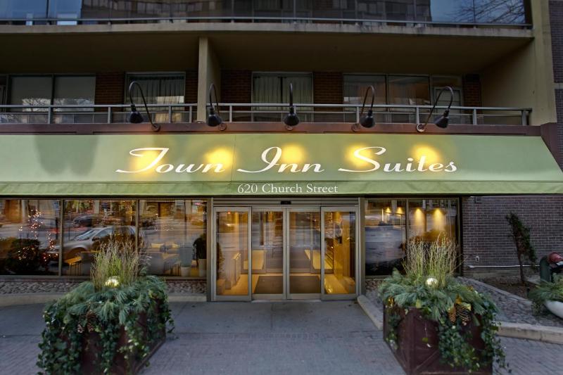 Town Inn Suites Hotel, Toronto