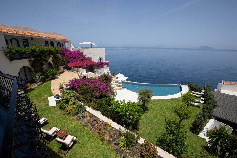 Hotel Punta Scario, Aeolian Islands