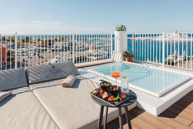 Palazzo Giuditta, Monopoli