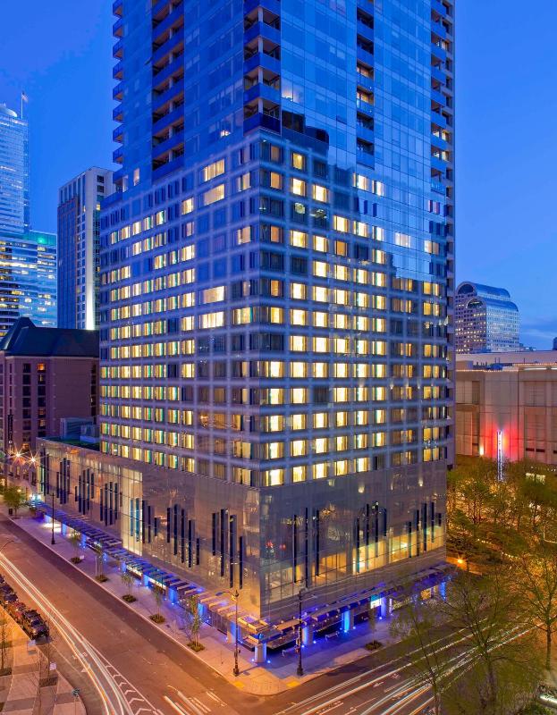 Hyatt at Olive 8, Seattle
