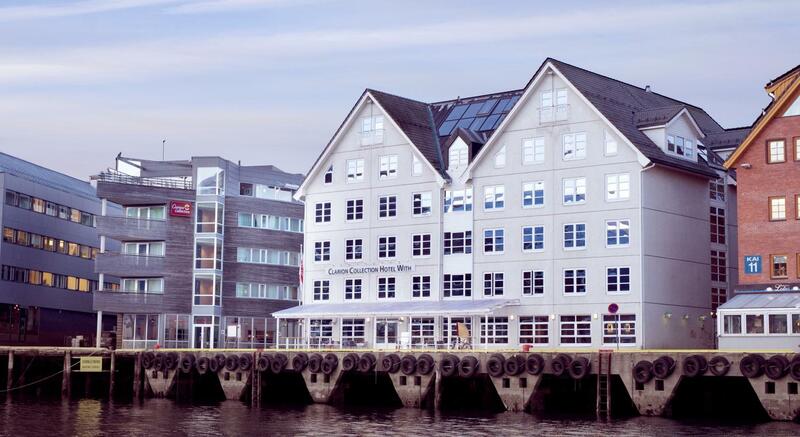 Home Hotel With, Tromsø