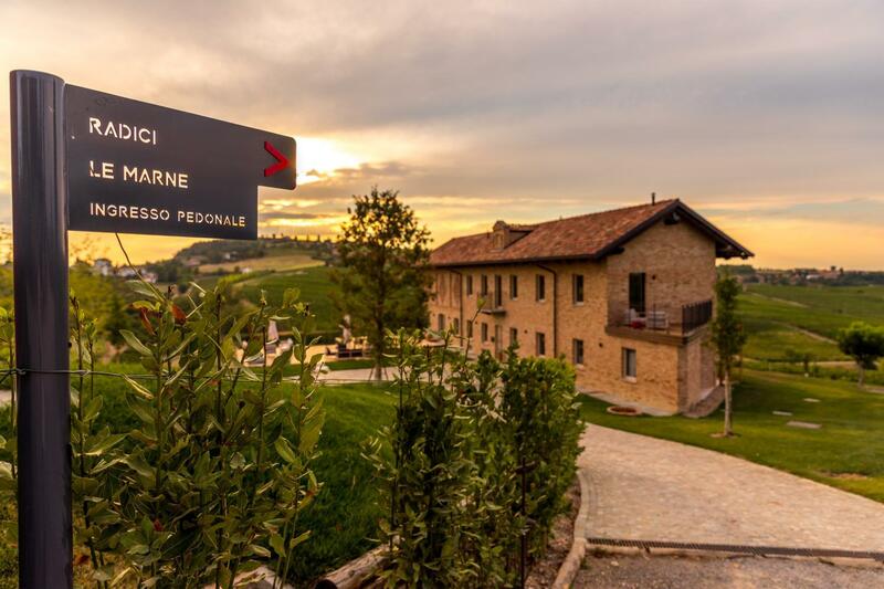 Le Marne Relais - Small Luxury Hotels of the World, Langhe