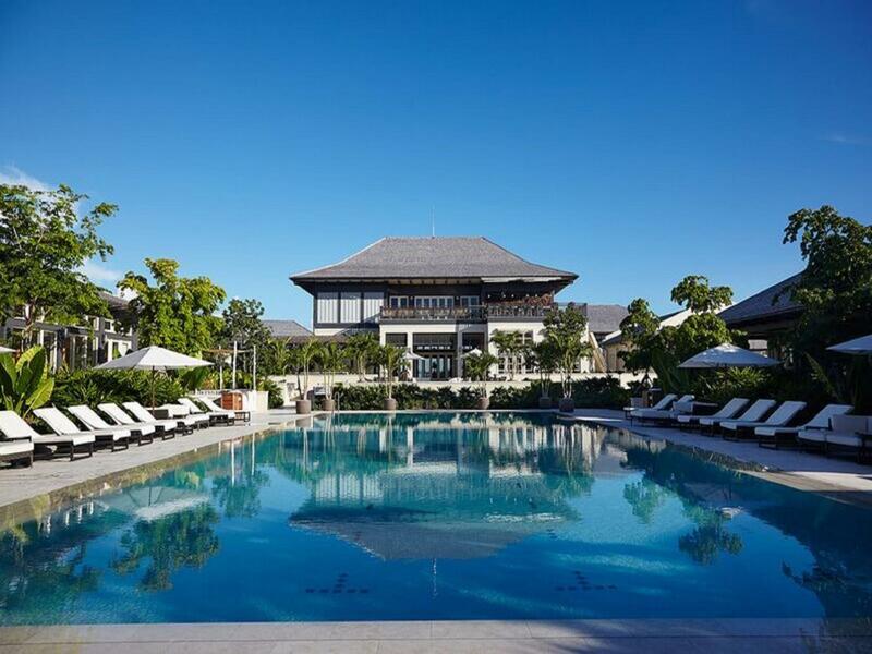 The Island House, Nassau