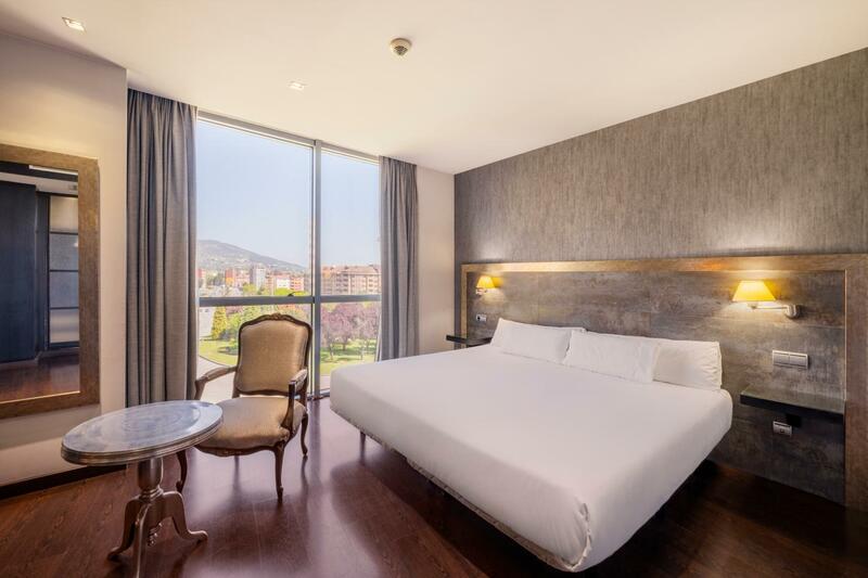 Iberik Santo Domingo Plaza Hotel, Oviedo