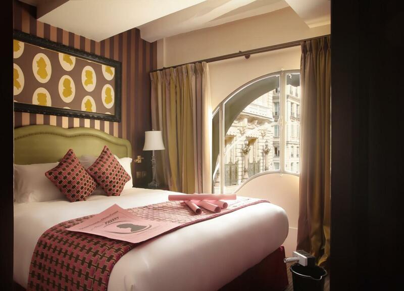 La Maison Favart, Paris