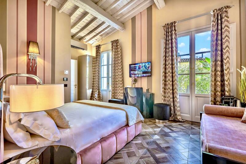 30 Best Hotels in Florence (Luxury, Boutique, 5Star)