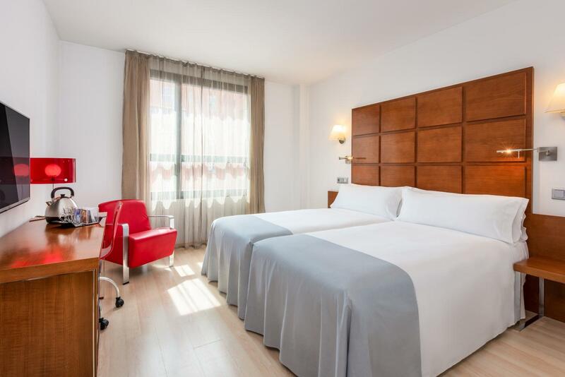 Hotel Zentral Ave, Zaragoza