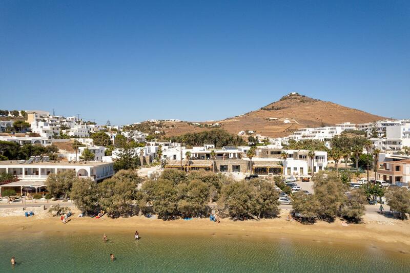 Cavo Piso Livadi, Paros