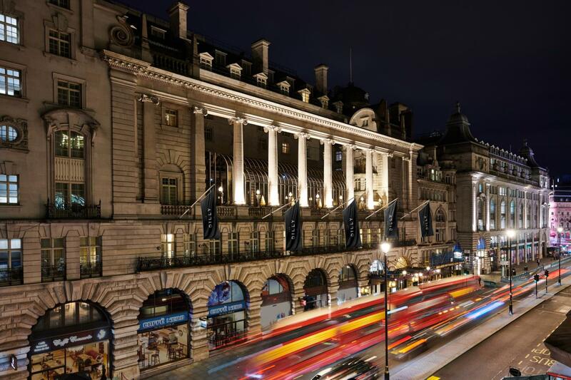 The Dilly, London